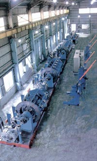 ドラムツイスタータイプ撚合機